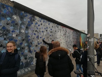 De Muur.jpg De Muur.jpg